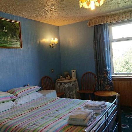 Swan Lake Guest Houseエディンバラ エクステリア 写真